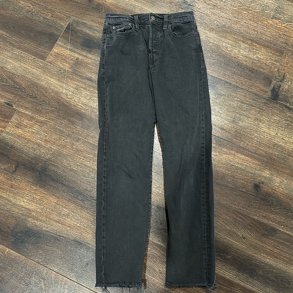 levis black straight denim size 26